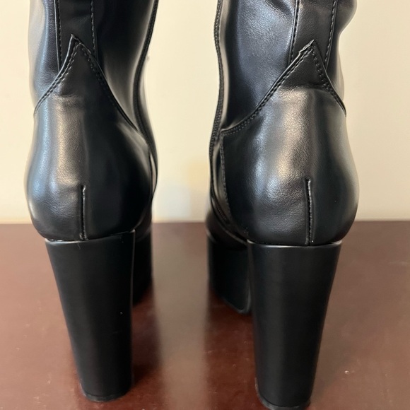NWOT Lamoda LOVED UP platform boots black faux leather her size 9 - Picture 7 of 13